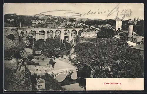 AK Luxembourg, Teilansicht mit Viadukten und Türmen