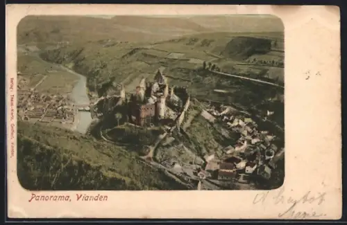 AK Vianden, Panorama von Ort und Burg aus der Vogelschau