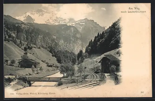 AK Lauterbrunnen, Am Weg nach Lauterbrunnen, Tal mit Brücke aus der Vogelschau