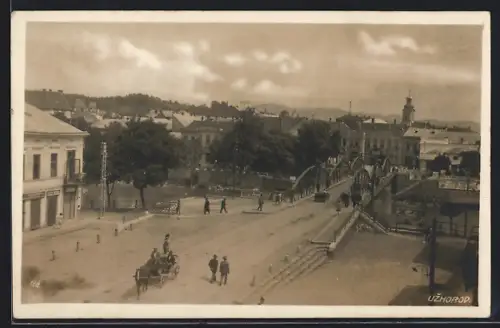 AK Uzhorod, Brücke mit Strasse und Ortspanorama aus der Vogelschau