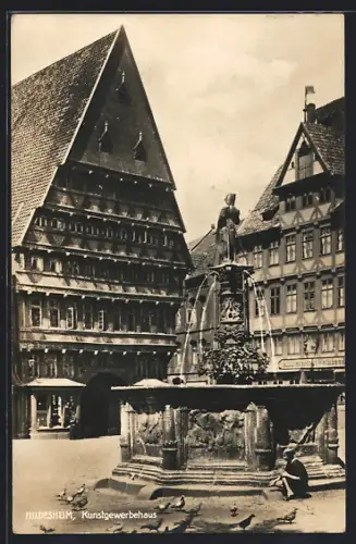 AK Hildesheim, Kunstgewerbehaus, Brunnen