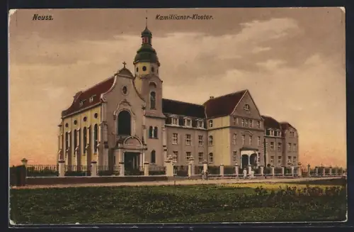 AK Neuss, Kamilianer-Kloster in der Dämmerung
