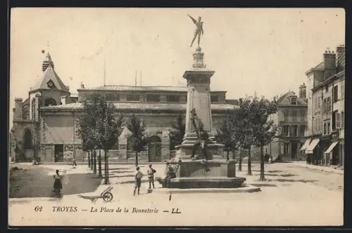AK Troyes, La Place de la Bonneterie