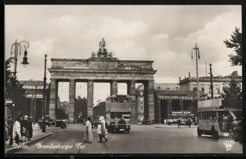 AK Berlin, Blick zum Brandenburger Tor