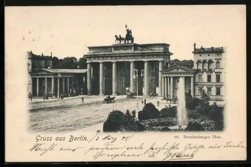 AK Berlin, Brandenburger Tor mit Fontäne