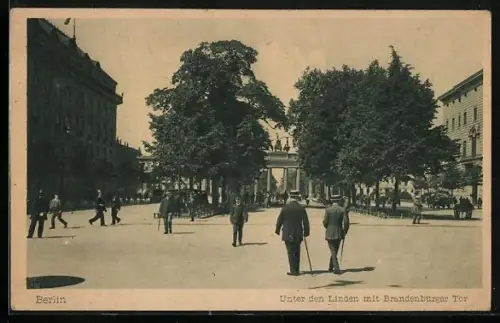 AK Berlin, Unter den Linden mit Brandenburger Tor