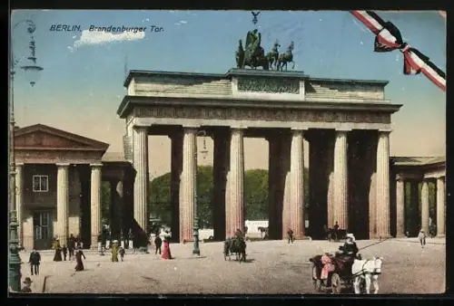 AK Berlin, Brandenburger Tor mit Pferdewägen