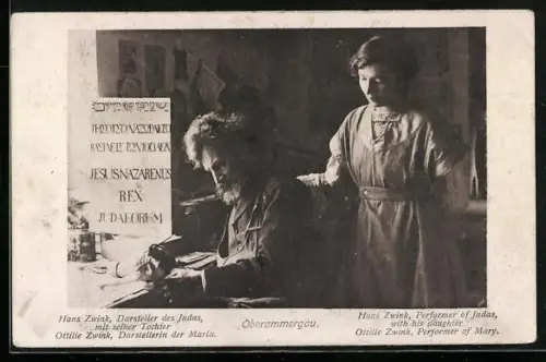AK Oberammergau, Hans Zwing, Darsteller des Judas mit seiner Tochter Ottilie Zwink, Darstellerin der Maria