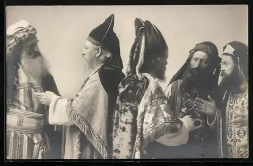 AK Oberammergau, Passionsspiel, Priester und Pharisäer