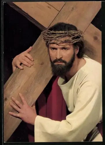 AK Oberammergau, Passionsspiele 1970, Christus mit Kreuz (Helmut Fischer)