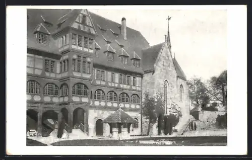 AK Veste Coburg, Fürstenbau, Kapelle mit neuem Brunnen