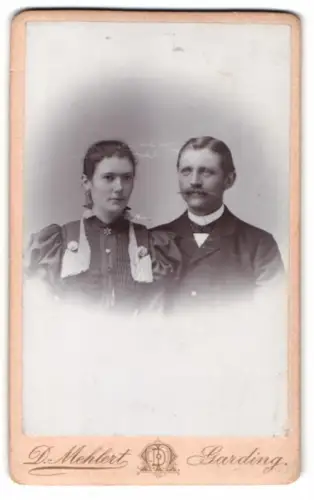 Fotografie D. Mehlert, Garding, Elegantes Paarporträt