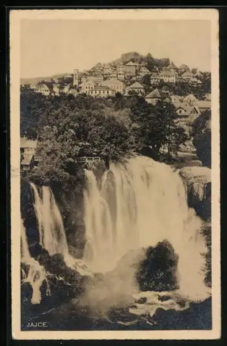 AK Jajce, Wasserfall mit Blick auf den Ort
