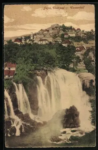 AK Jajce, Ortsansicht mit Wasserfall
