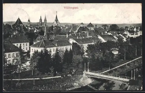 AK Villingen / Baden, Stadtansicht mit Brücke und Kirchen