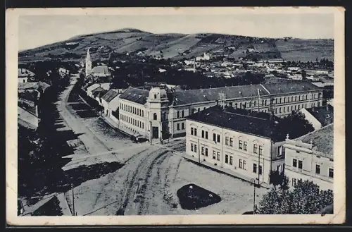 AK Berehovo, Strassenpartie mit Kirche
