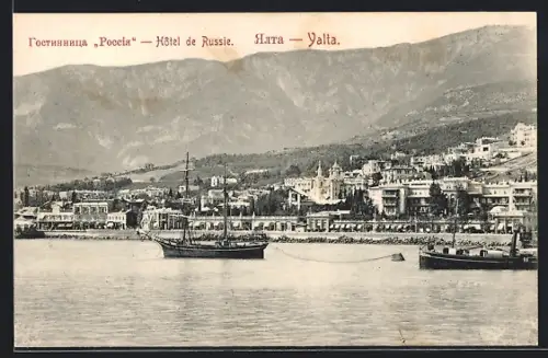 AK Yalta, Hotel de Russie, Ortspanorama mit Schiffen
