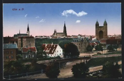 AK Ulm a. D., Stadtansicht mit Münster und Eisenbahnbrücke