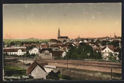AK Münchberg, Totalansicht von den Bahnschienen aus