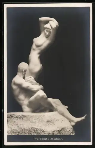 AK Plastik von Fritz Klimsch: Paar auf einem Stein, Phantasie