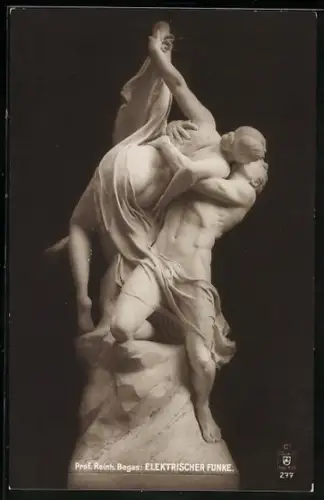 AK Paar in Tüchern gekleidet, Elektrischer Funke