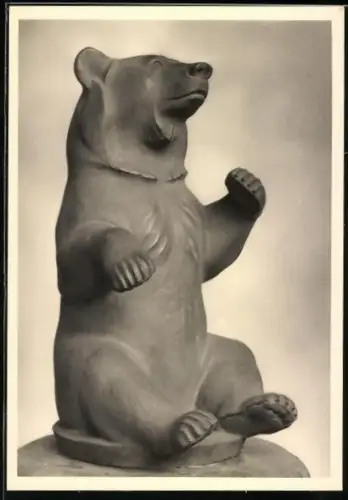 AK Plastik Sitzender Bär