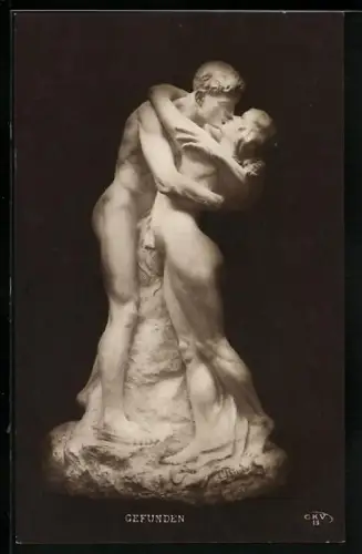 AK Gefunden, Doppelskulptur
