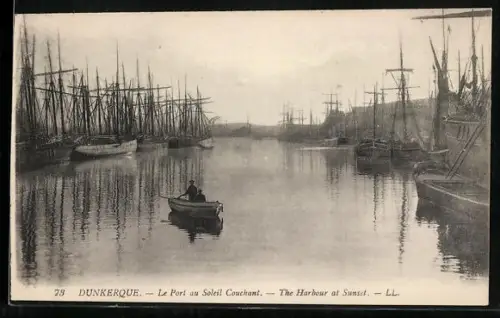 AK Dunkerque, Le Port au Soleil Couchant