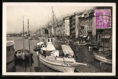 AK Toulon, Vue d`ensemble du Port