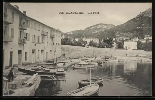 AK Beaulieu, Le Port