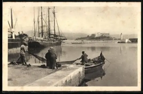 AK Antibes, Le Port et le Fort Carré