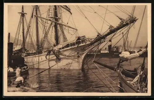 AK Toulon, Un coin du Port Marchand