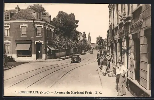 AK Rosendael /Nord, Avenue du Maréchal Foch avec voitures et passants