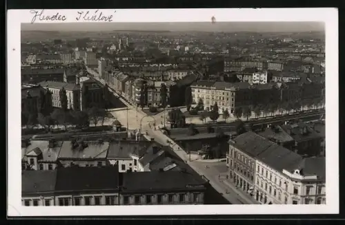 AK Hradec Kralove, Teilansicht mit Brücke aus der Vogelschau
