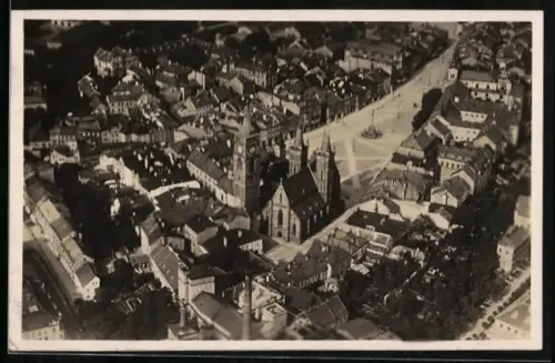 AK Hradec Kralove, Pohledy S Letadla, Namesti