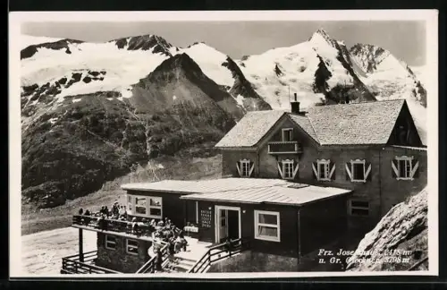 AK Kaiser Franz Josef-Haus, Berghütte mit Grossglockner und Teil vom Pasterze-Gletscher