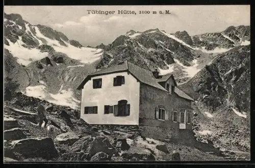 AK Tübinger Hütte, Berghütte vor Gebirgspanorama