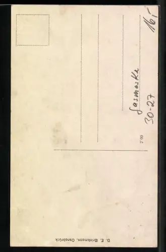 Foto-AK Soldat in Uniform mit Gasmaske im Schützengraben