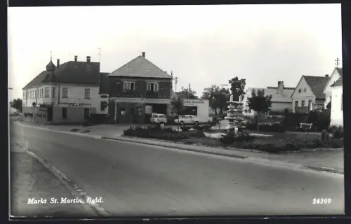 AK St. Martin im Burgenland, Strasse im Ort mit Gastwirtschaft Werkovits Zum goldenen Engel