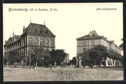 AK Korneuburg /N. Ö., Albrechtskaserne, Frontansicht