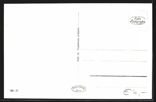 AK Liezen i. Ennstale, Ortspanorama mit Kirche, Kleiner Junge in Tracht