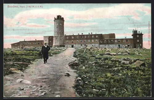 AK Brocken /Harz, Aussichtsturm und Gebäude auf dem Brockenplateau