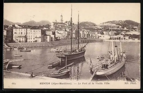AK Menton /Alpes-Maritimes, Le Port et la Vieille Ville