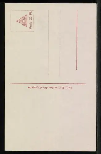 AK Herzogin Victoria Adelheid von Sachsen-Coburg-Gotha trägt eine Perlenkette