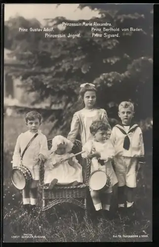 AK Prinzen und Prinzessinnen von Baden im Park