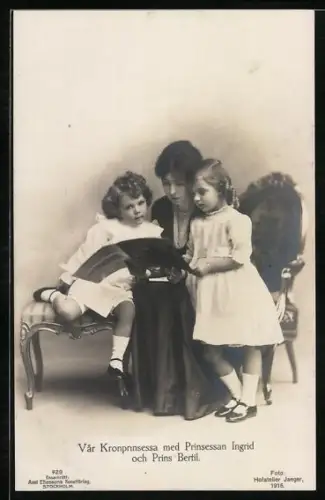 AK Kronprinzessin von Schweden mit Prinzessin Ingrid und Prinz Bertil