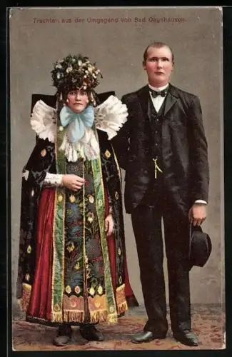 AK Porta Westphalica, Paar in Tracht