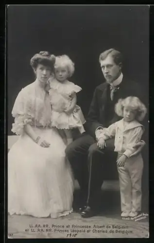 AK Prince et Princesse Albert de Belgique et Princes Lèopold et Charlles