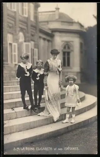 AK La Reine Elisabeth et Ses Enfants, Königshaus von Belgien