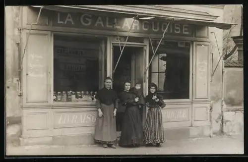 Foto-AK Gallargues-le-Montueux, La Gallarguoise, Union des Vignerons de Gallargues